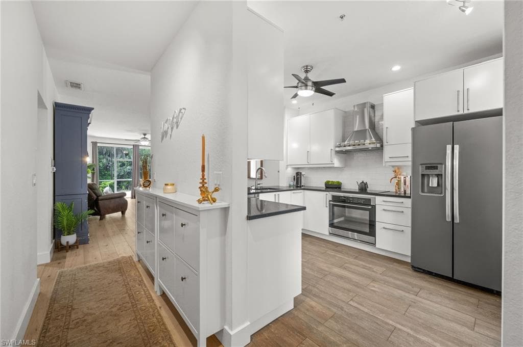 3235 Cypress Glen Way 307, Naples, FL 34109-6