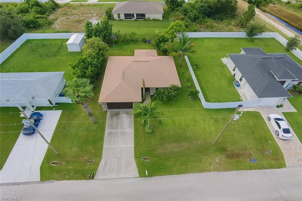 3615 20th St SW, Lehigh Acres, FL 33976-18