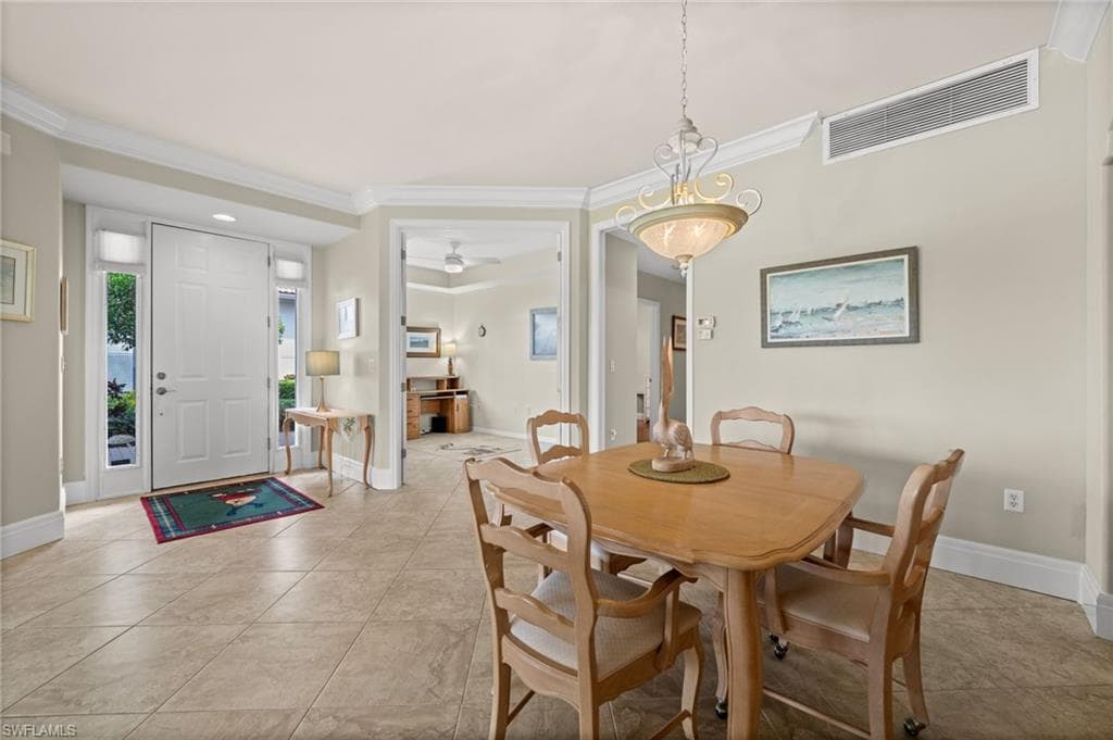 3909 Loblolly Bay Dr 102, Naples, FL 34114-8