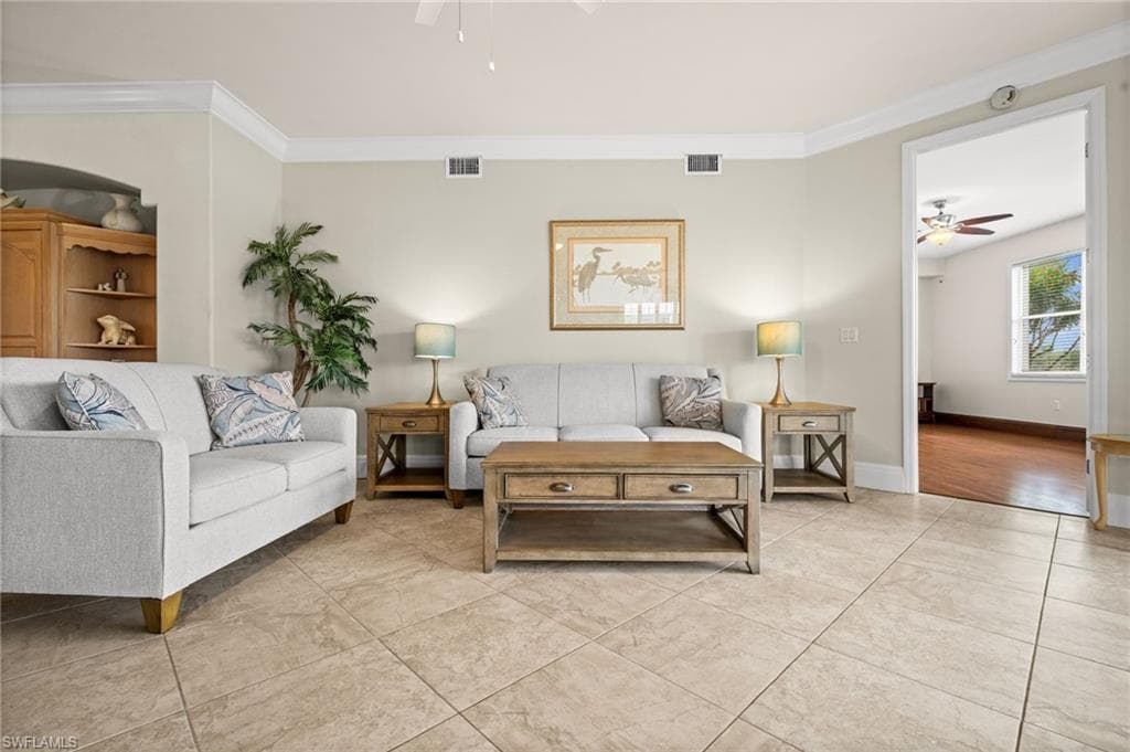 3909 Loblolly Bay Dr 102, Naples, FL 34114-9