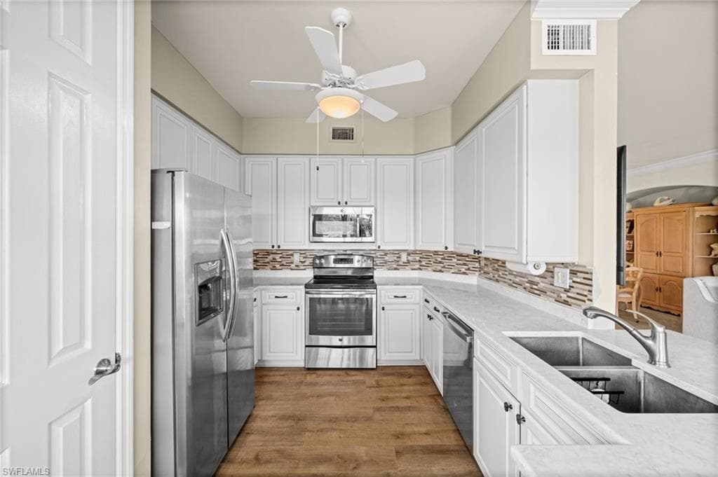 3909 Loblolly Bay Dr 102, Naples, FL 34114-20