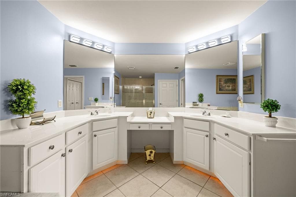 3909 Loblolly Bay Dr 102, Naples, FL 34114-29