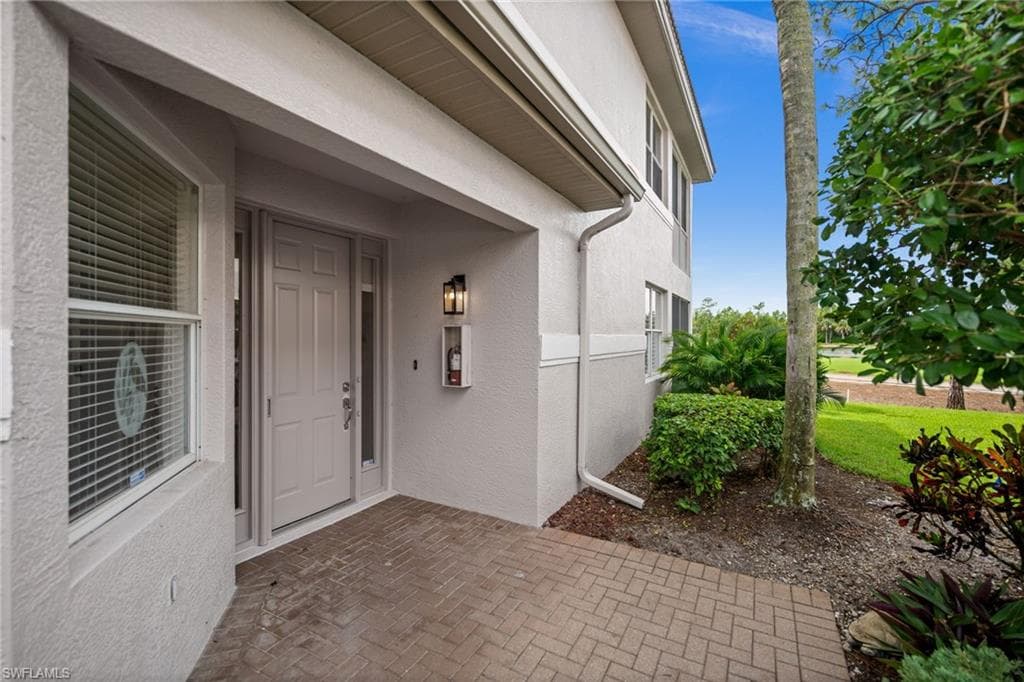 3909 Loblolly Bay Dr 102, Naples, FL 34114-40