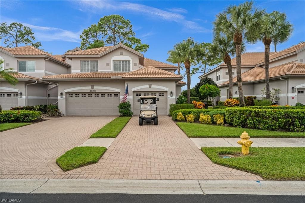 3909 Loblolly Bay Dr 102, Naples, FL 34114-43