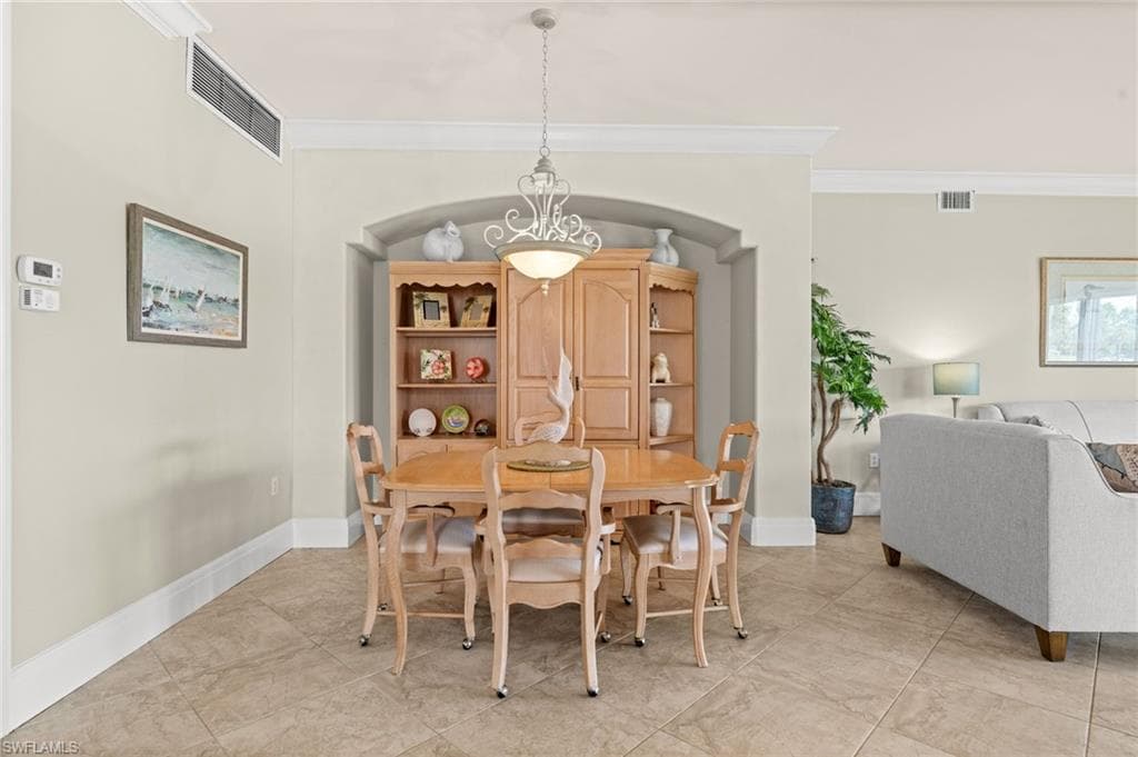 3909 Loblolly Bay Dr 102, Naples, FL 34114-5