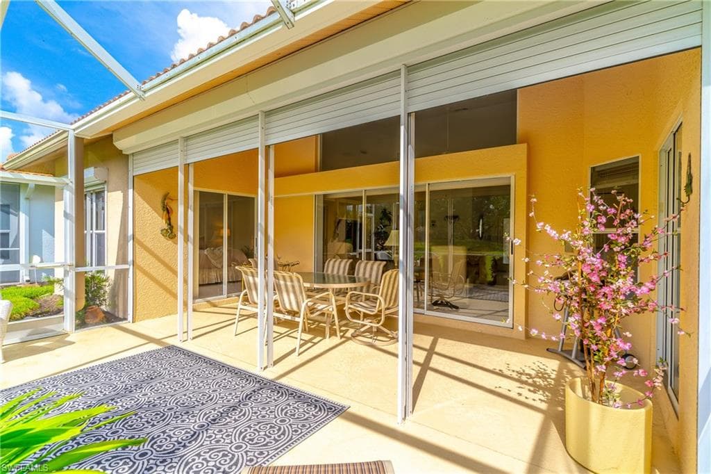 7100 Falcons Glen Blvd, Naples, FL 34113-20