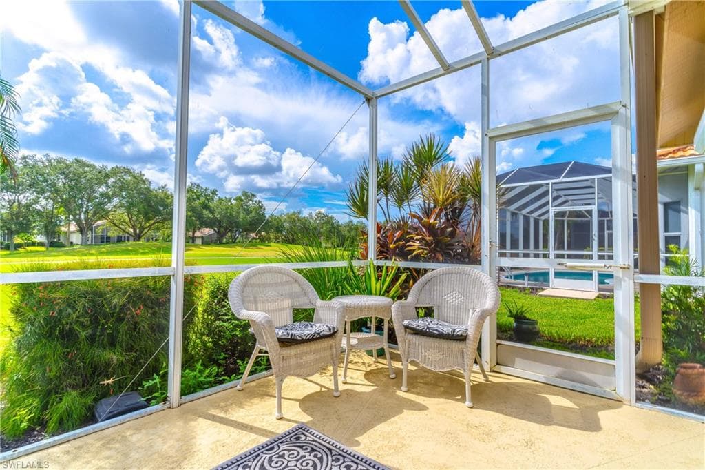 7100 Falcons Glen Blvd, Naples, FL 34113-21