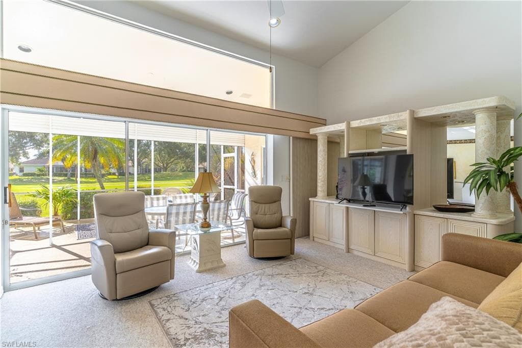7100 Falcons Glen Blvd, Naples, FL 34113-3