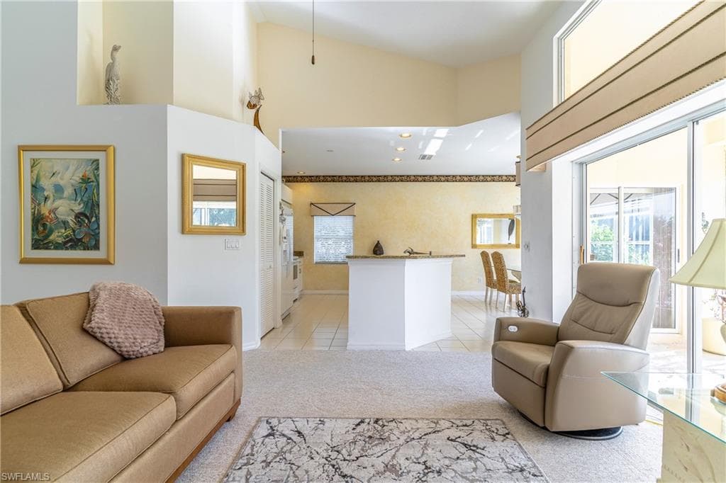 7100 Falcons Glen Blvd, Naples, FL 34113-5