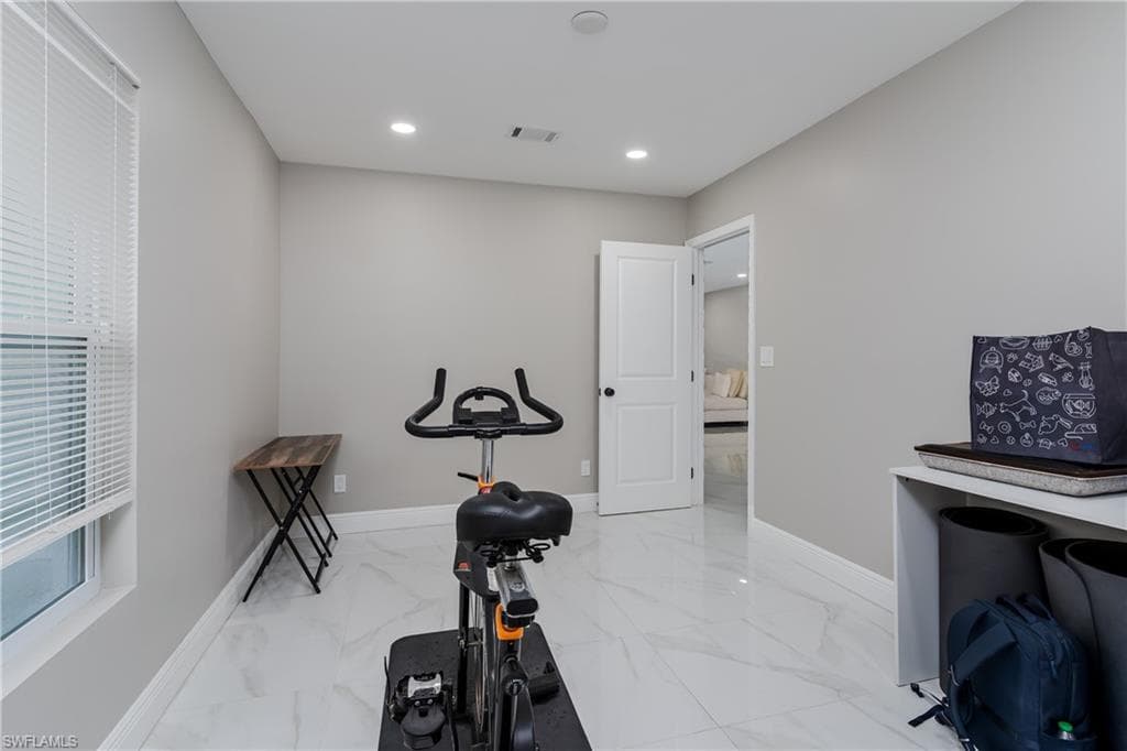 5170 19th Ct SW, Naples, FL 34116-19