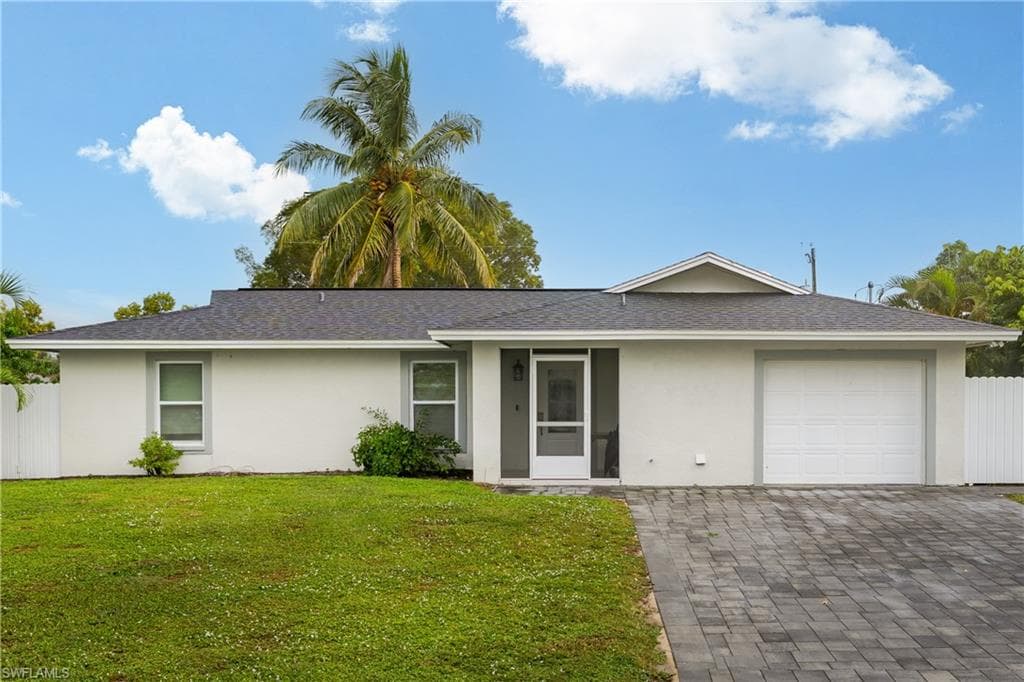 5170 19th Ct SW, Naples, FL 34116-25