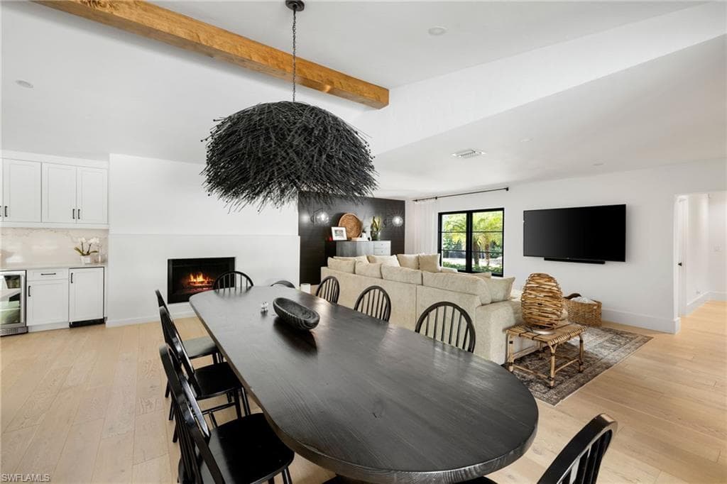 6818 Trail Blvd, Naples, FL 34108-14