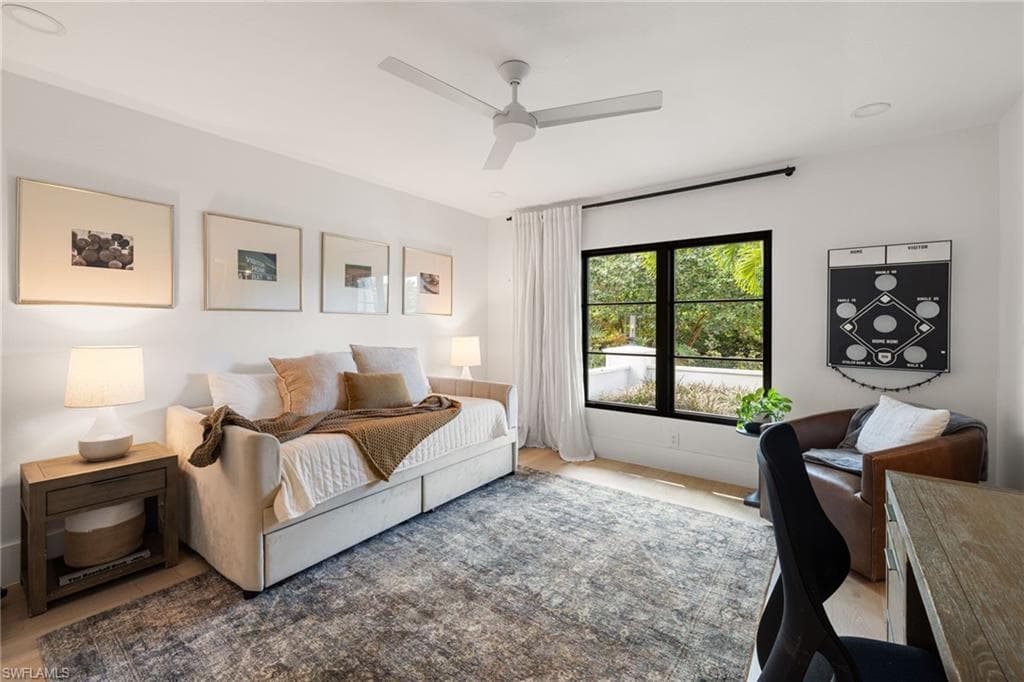 6818 Trail Blvd, Naples, FL 34108-20