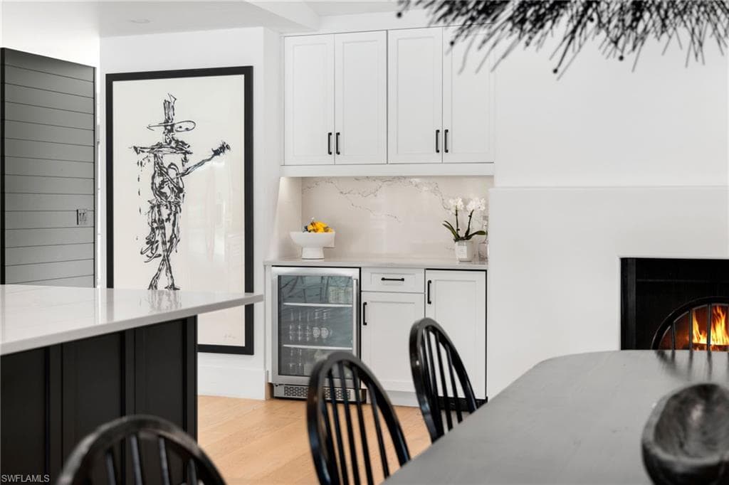 6818 Trail Blvd, Naples, FL 34108-34