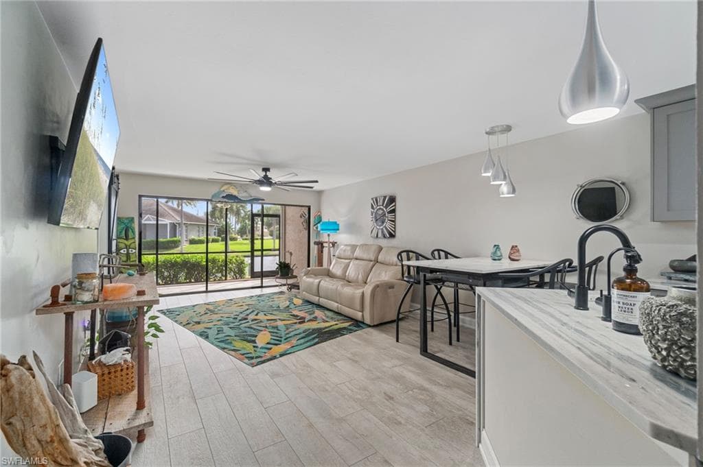 912 48th Ter 107, Cape Coral, FL 33914-7