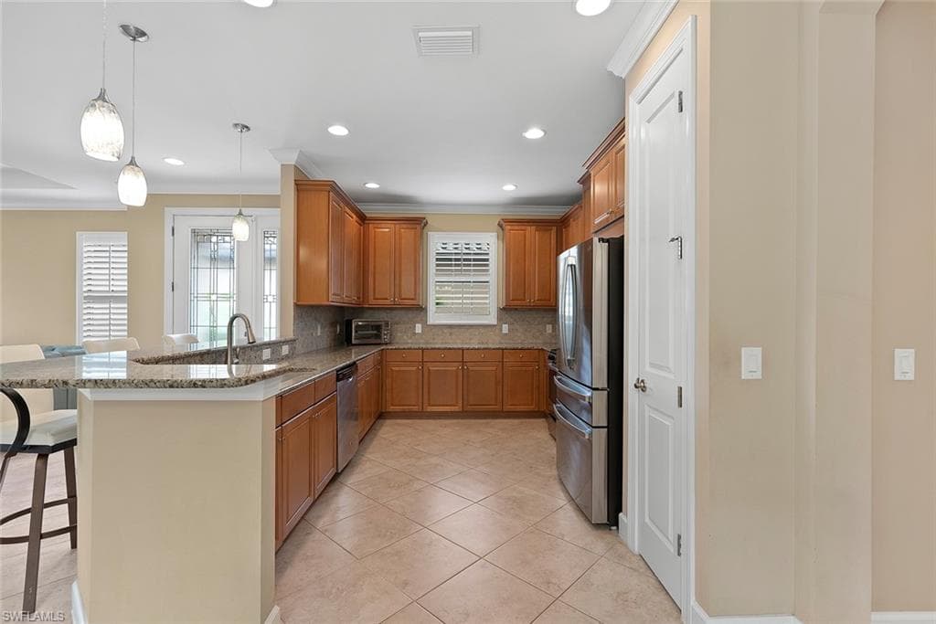 8321 Lucello Ter N, Naples, FL 34114-8