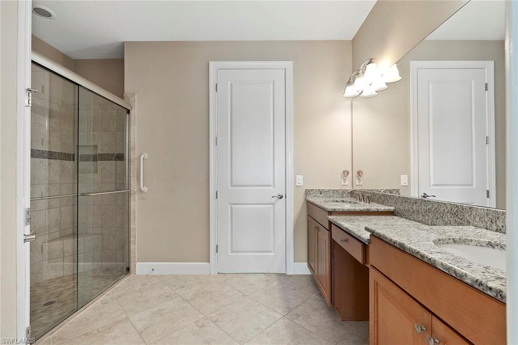 8321 Lucello Ter N, Naples, FL 34114-17