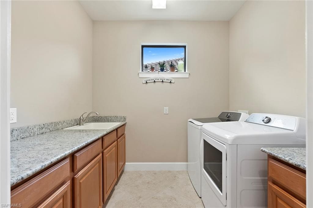 8321 Lucello Ter N, Naples, FL 34114-23
