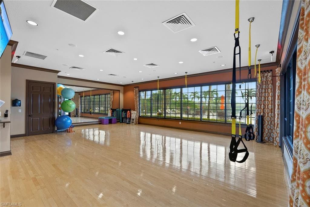 8321 Lucello Ter N, Naples, FL 34114-28