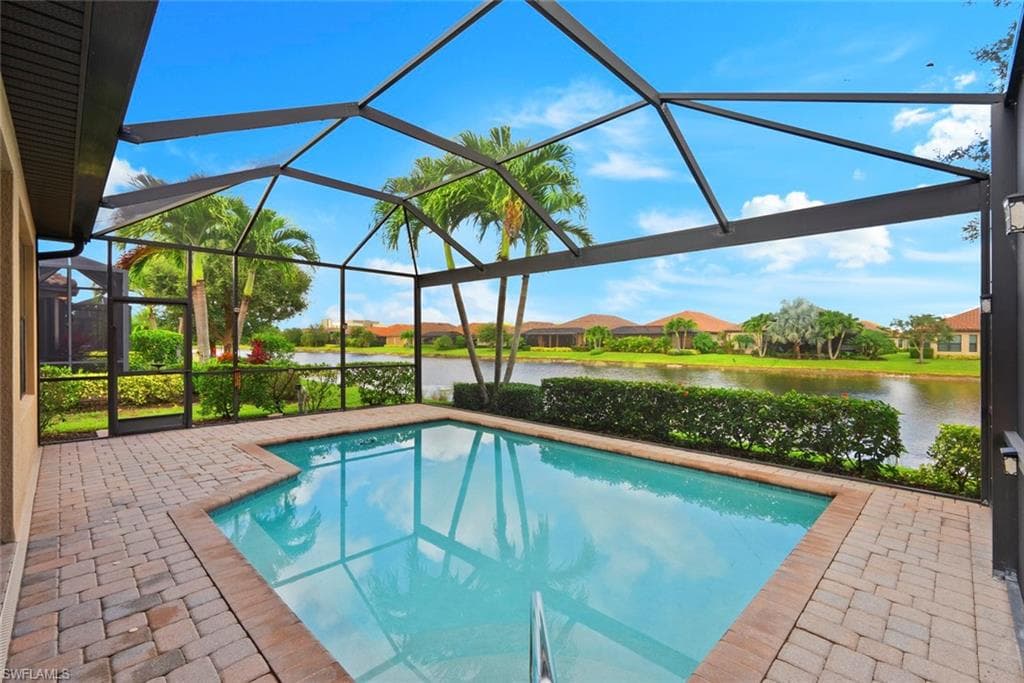 8321 Lucello Ter N, Naples, FL 34114-3
