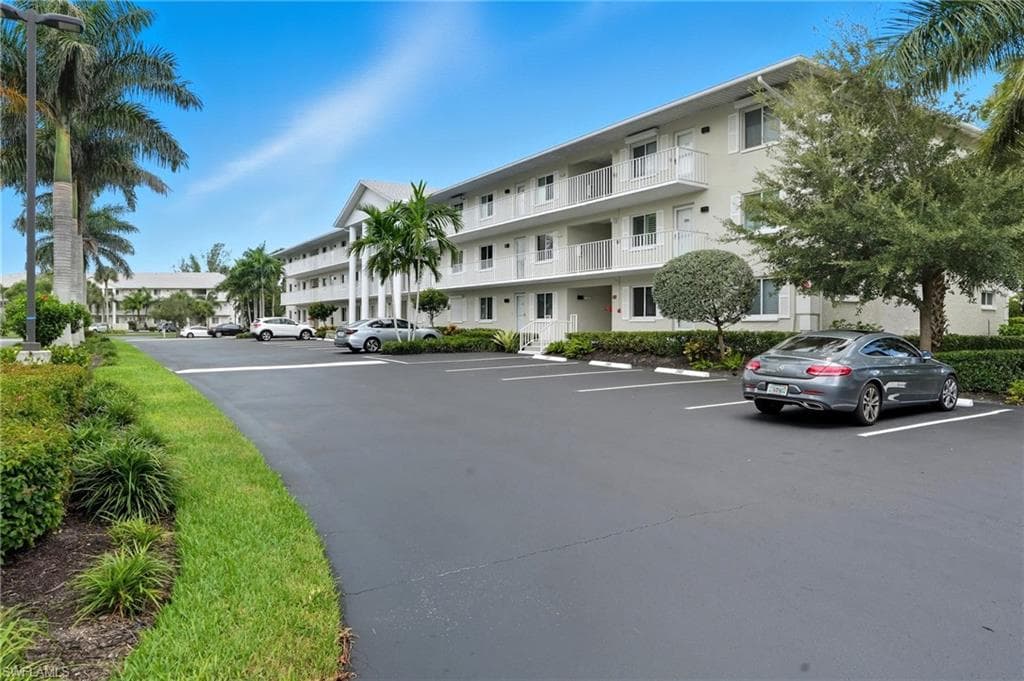 3062 Sandpiper Bay Cir K203, Naples, FL 34112-42