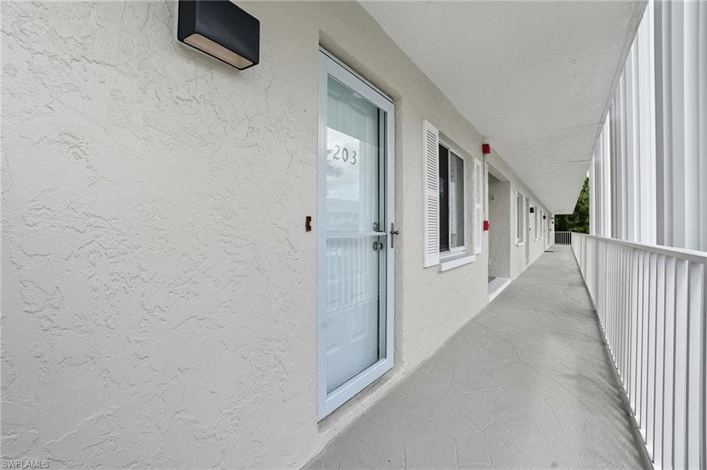 3062 Sandpiper Bay Cir K203, Naples, FL 34112-3