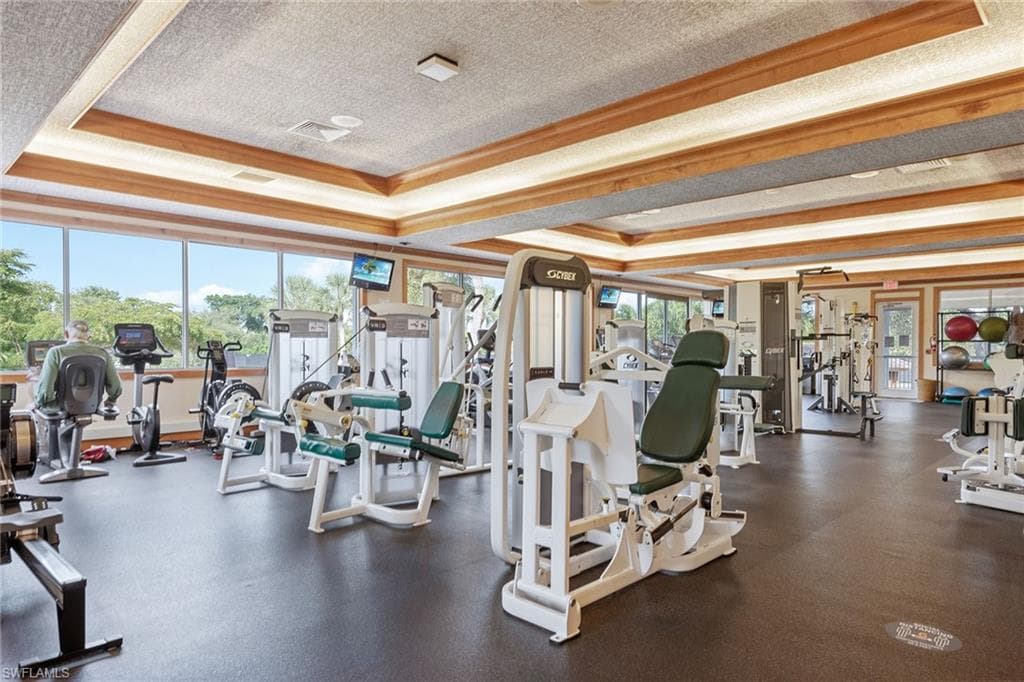 381 Leatherfern Ln, Marco Island, FL 34145-30