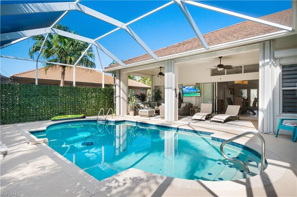 28404 Del Lago Way, Bonita Springs, FL 34135-32