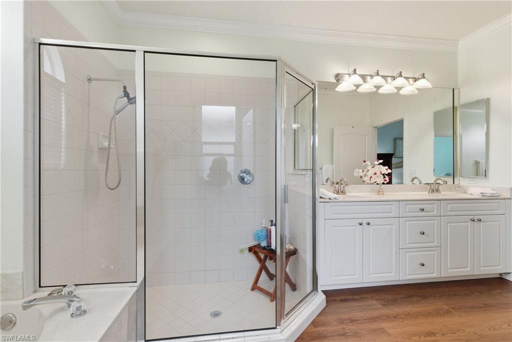 189 Skipping Stone Ln, Naples, FL 34119-16