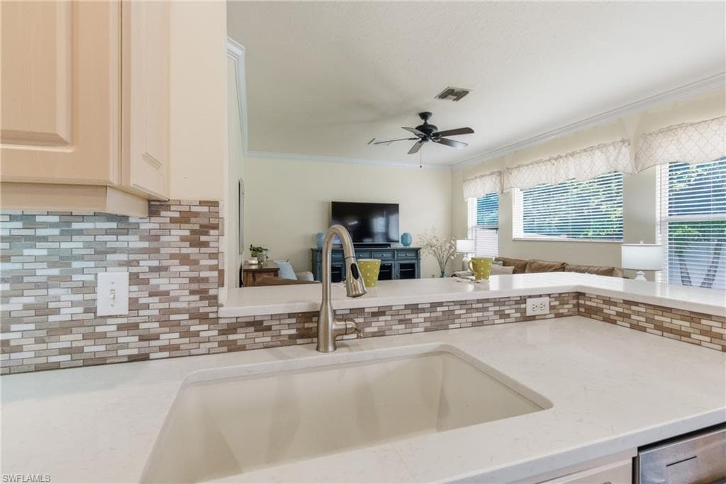 189 Skipping Stone Ln, Naples, FL 34119-19