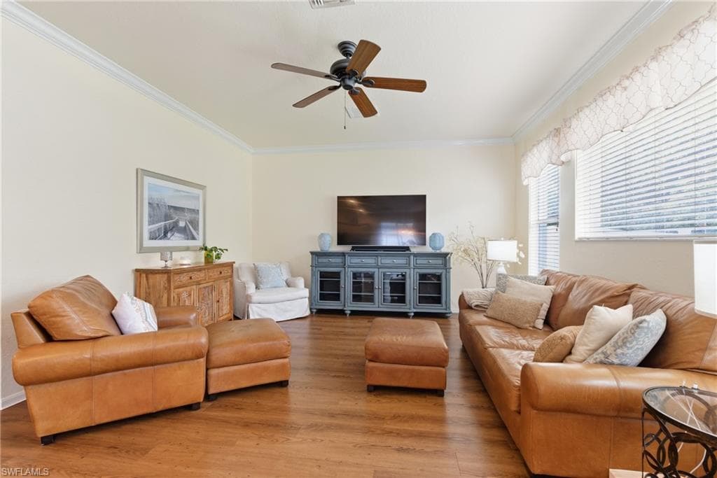 189 Skipping Stone Ln, Naples, FL 34119-23