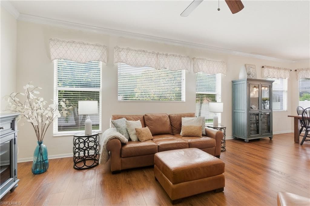 189 Skipping Stone Ln, Naples, FL 34119-25
