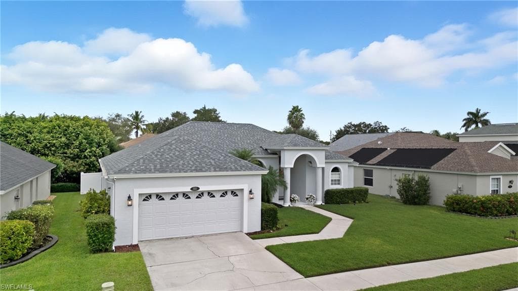 189 Skipping Stone Ln, Naples, FL 34119-41