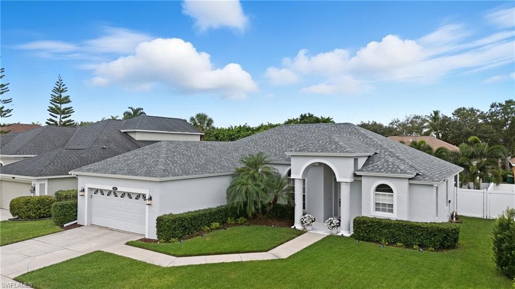189 Skipping Stone Ln, Naples, FL 34119-42