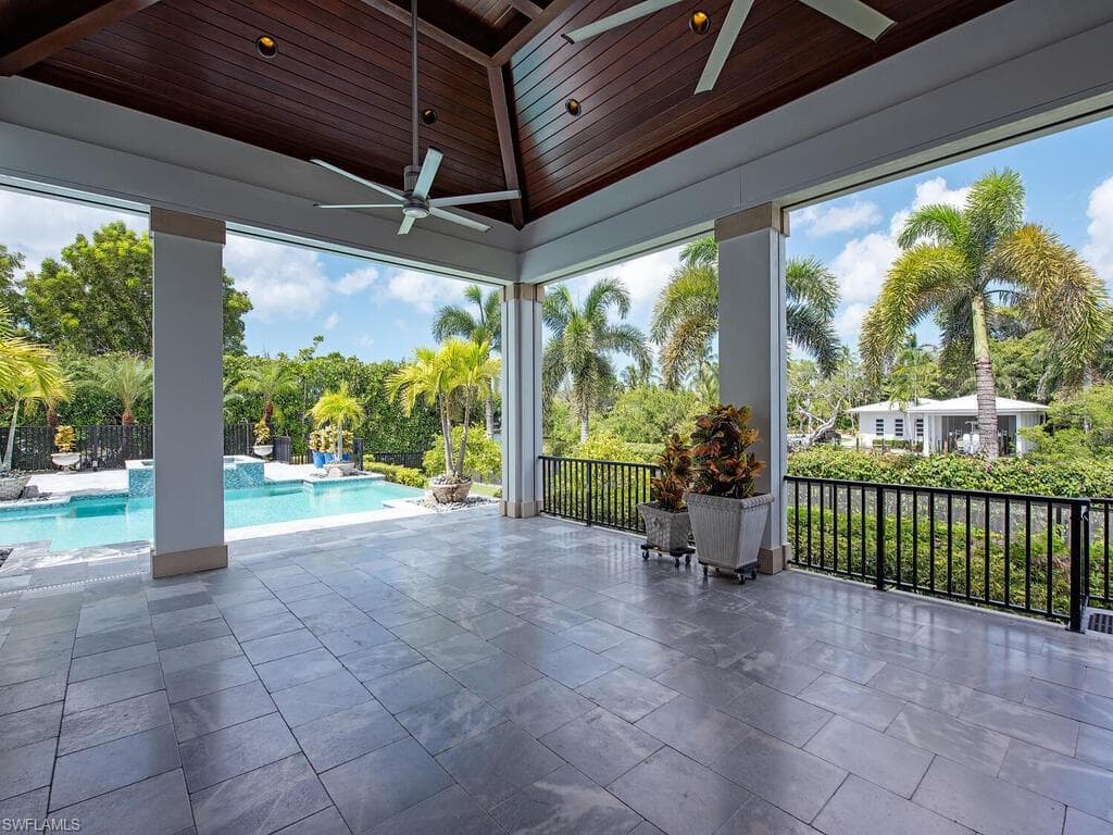 605 Galleon Dr, Naples, FL 34102-9