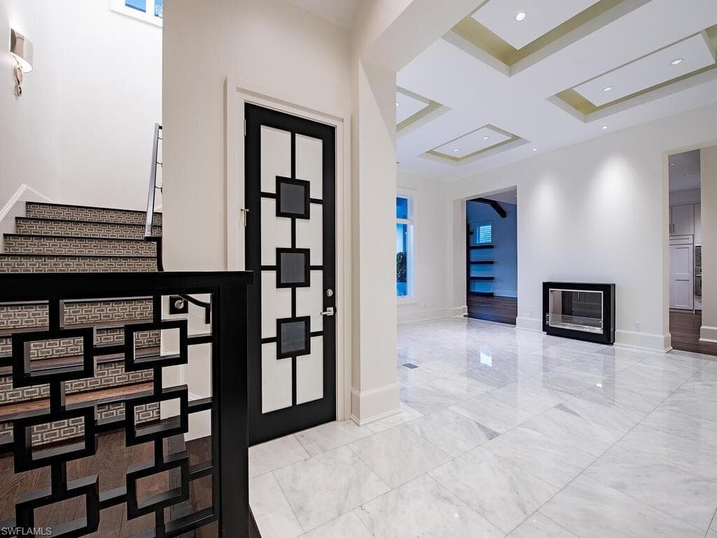 605 Galleon Dr, Naples, FL 34102-22