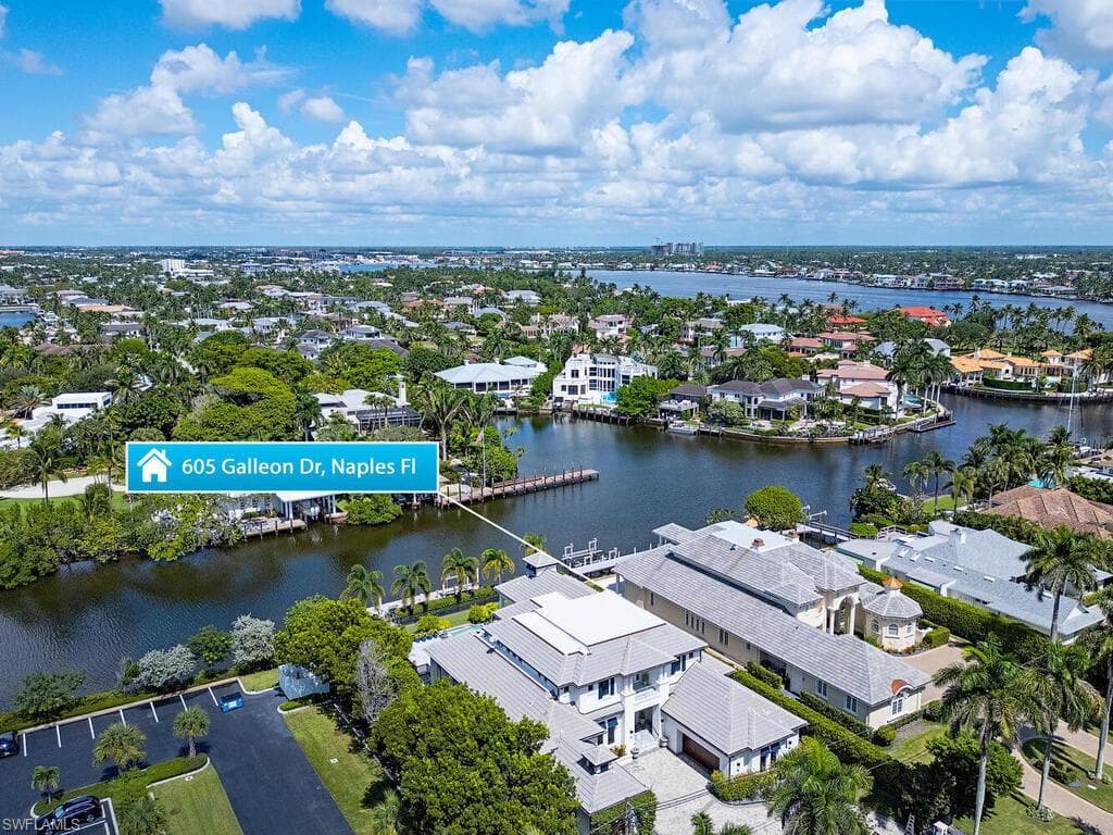605 Galleon Dr, Naples, FL 34102-31