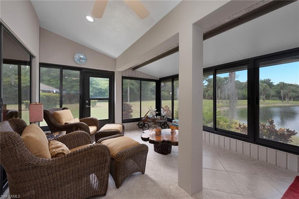 1384 Park Lake Dr 22l, Naples, FL 34110-8