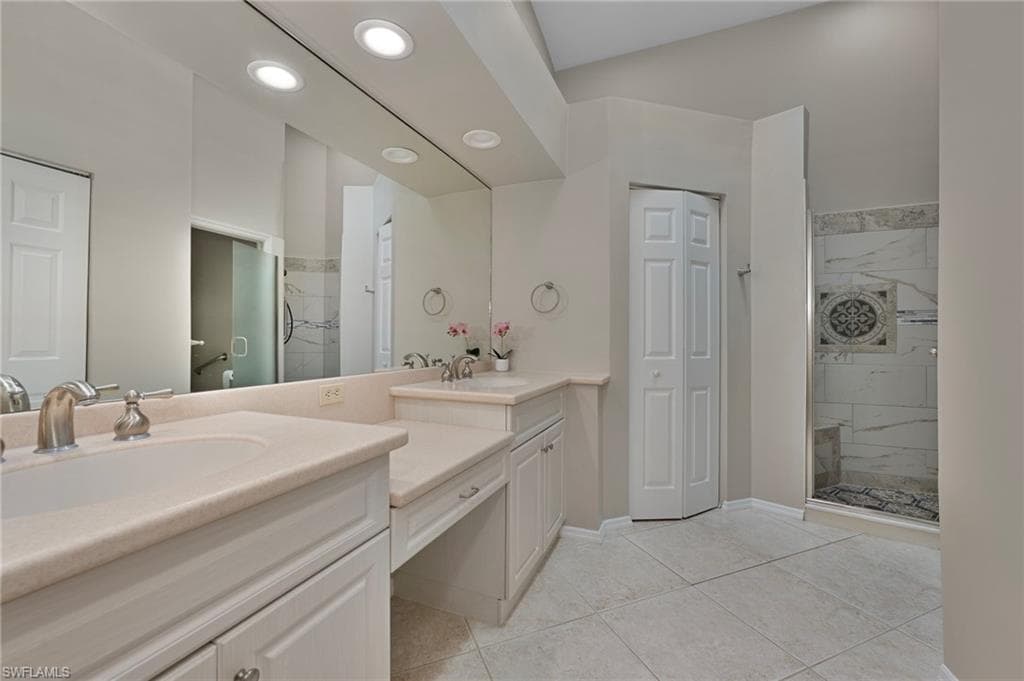 1384 Park Lake Dr 22l, Naples, FL 34110-12
