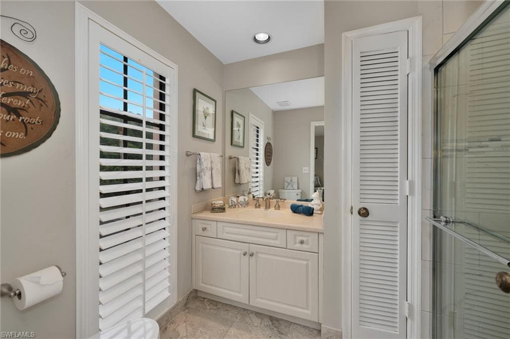 1384 Park Lake Dr 22l, Naples, FL 34110-14