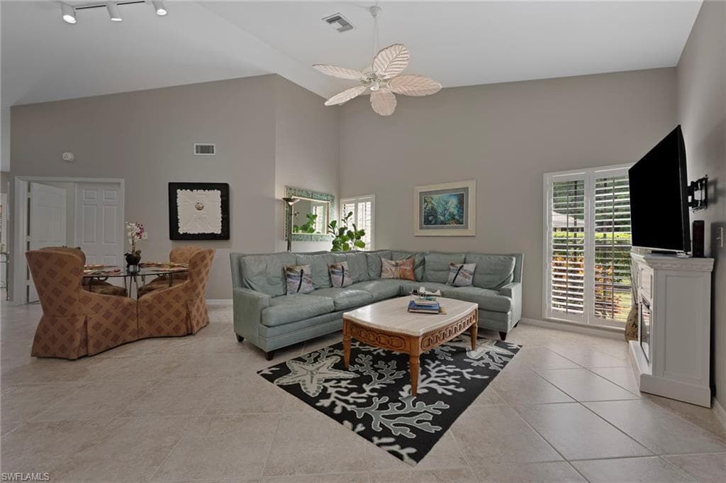 1384 Park Lake Dr 22l, Naples, FL 34110-6