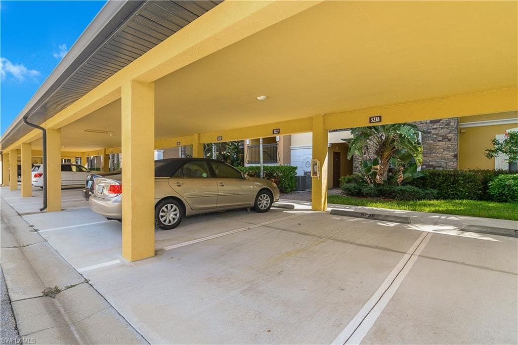 9584 Trevi Ct 5238, Naples, FL 34113-28