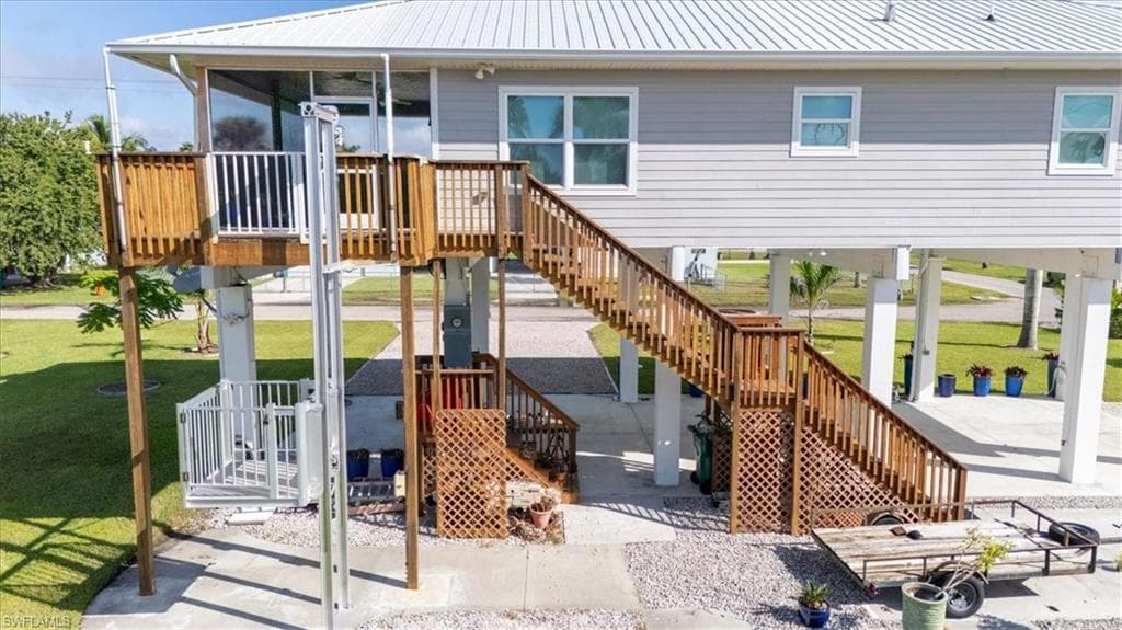 405 Copeland Ave N, Everglades City, FL 34139-11
