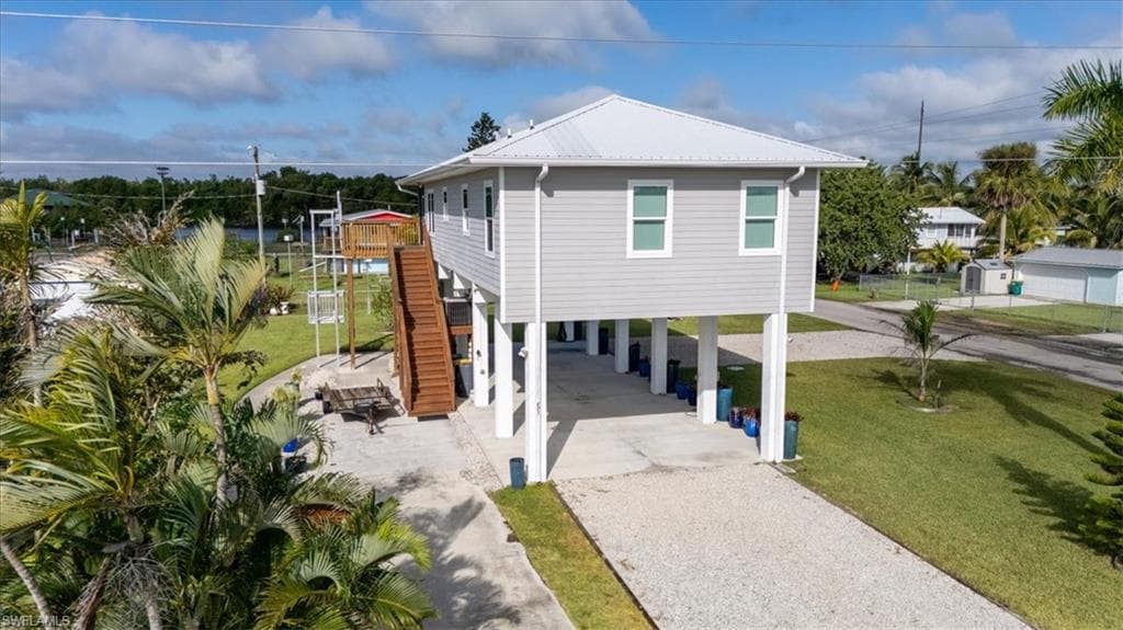 405 Copeland Ave N, Everglades City, FL 34139-20