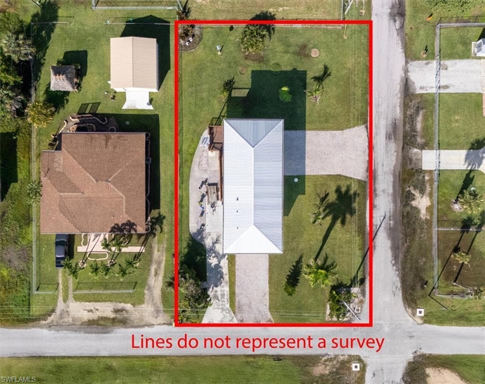 405 Copeland Ave N, Everglades City, FL 34139-33