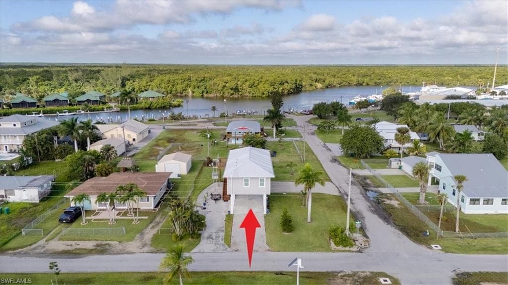 405 Copeland Ave N, Everglades City, FL 34139-34