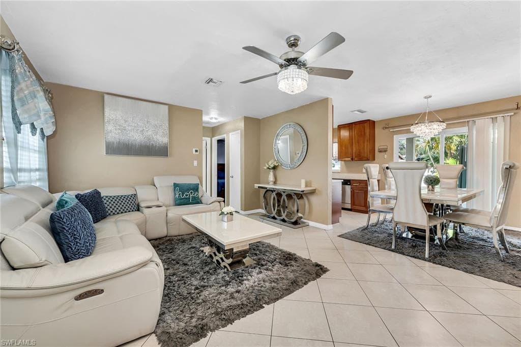 4949 22nd Pl SW, Naples, FL 34116-8