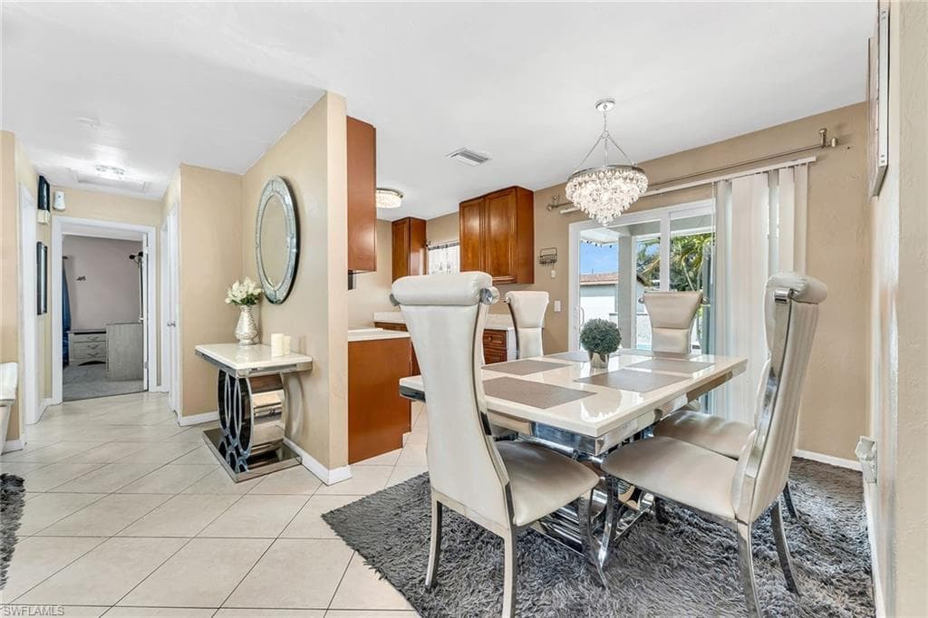 4949 22nd Pl SW, Naples, FL 34116-9