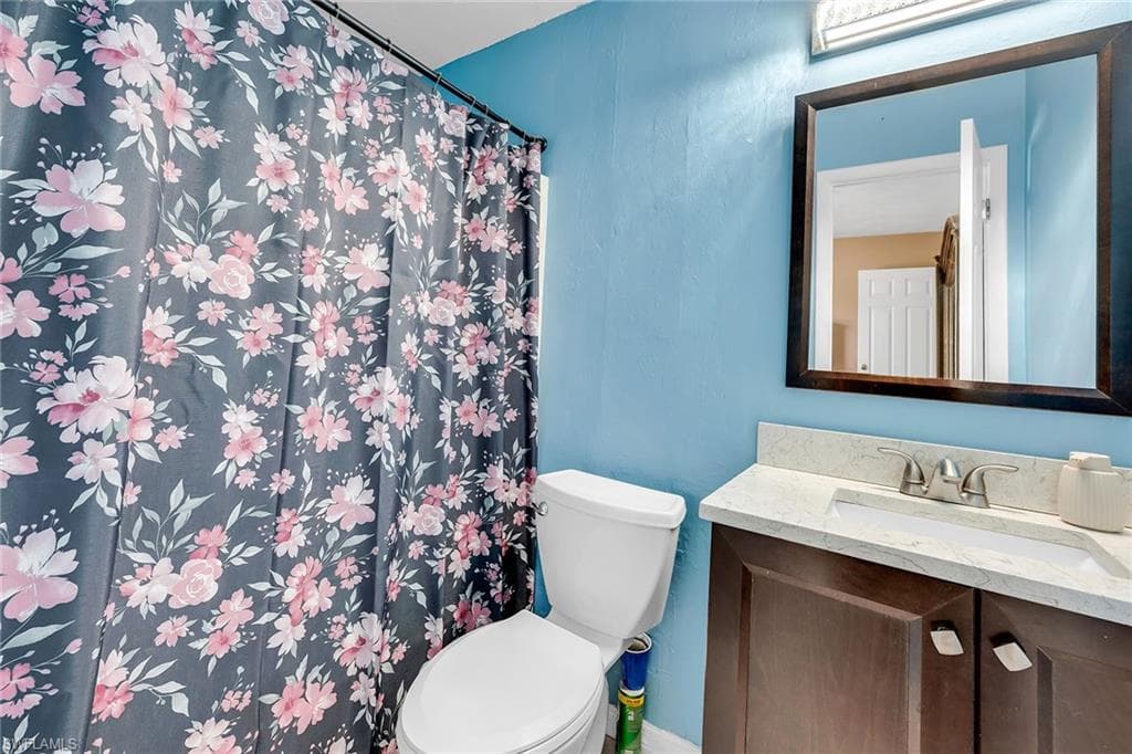 4949 22nd Pl SW, Naples, FL 34116-12