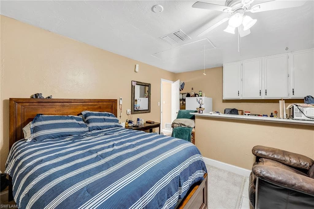 4949 22nd Pl SW, Naples, FL 34116-16